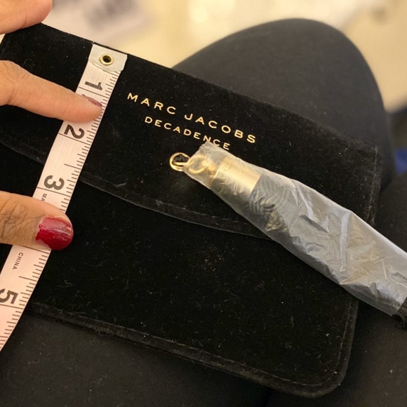 Marc Jacobs Velvet Tassel Clutch Bag - Picture 6 of 7